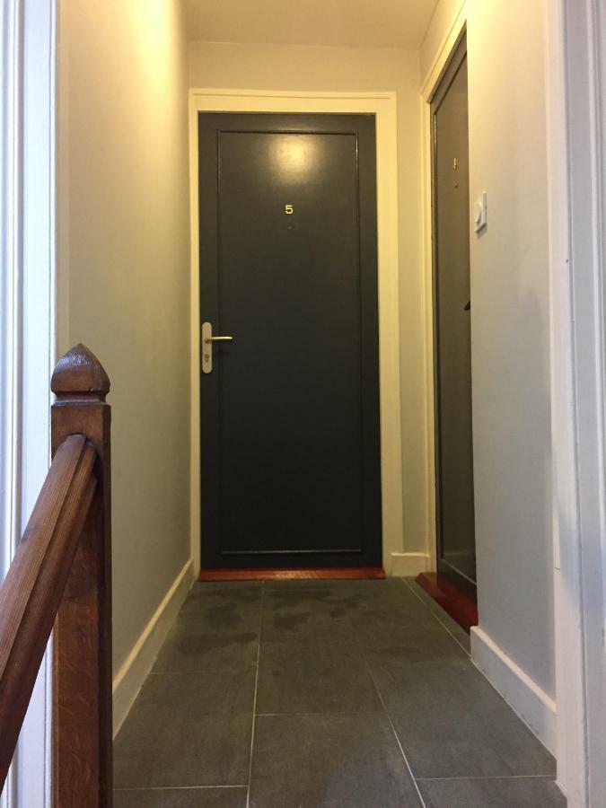 艾克斯莱班Magnifique Meuble 24M2 Avec Parking公寓 外观 照片