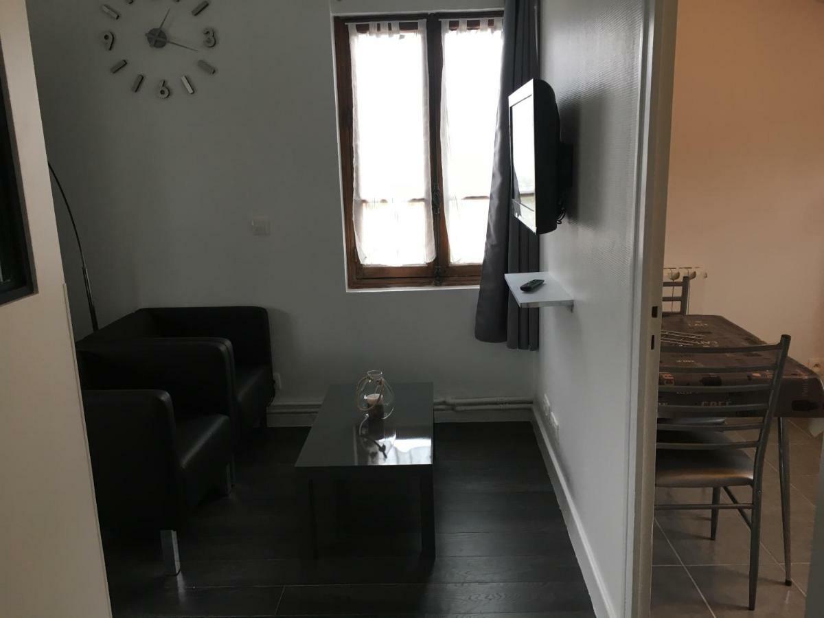 艾克斯莱班Magnifique Meuble 24M2 Avec Parking公寓 外观 照片