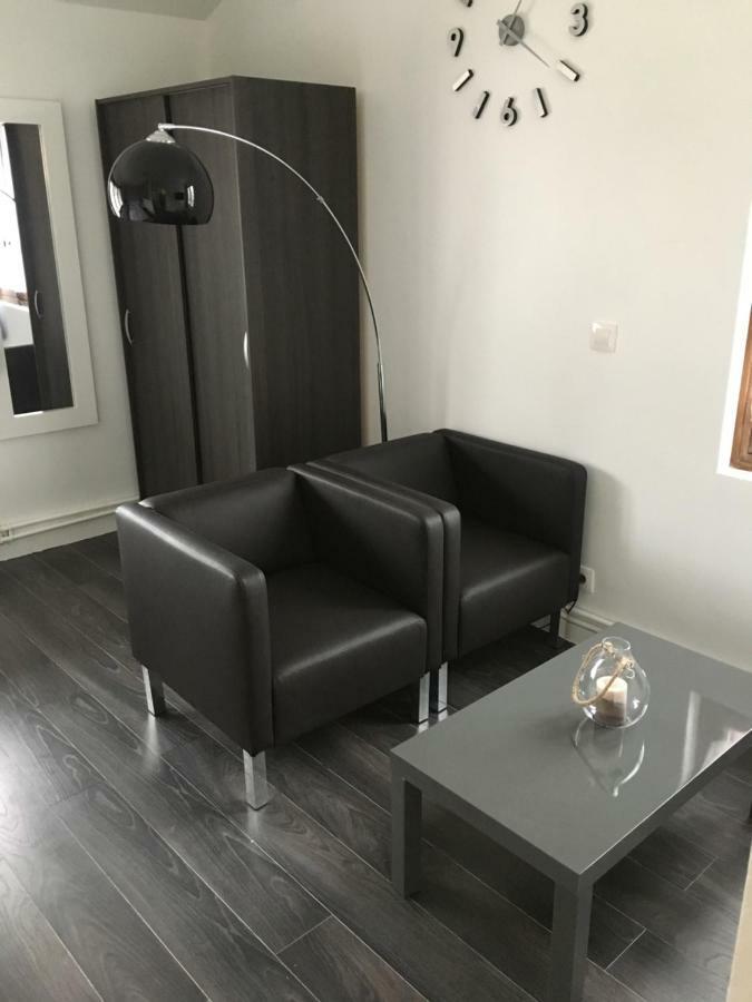 艾克斯莱班Magnifique Meuble 24M2 Avec Parking公寓 外观 照片