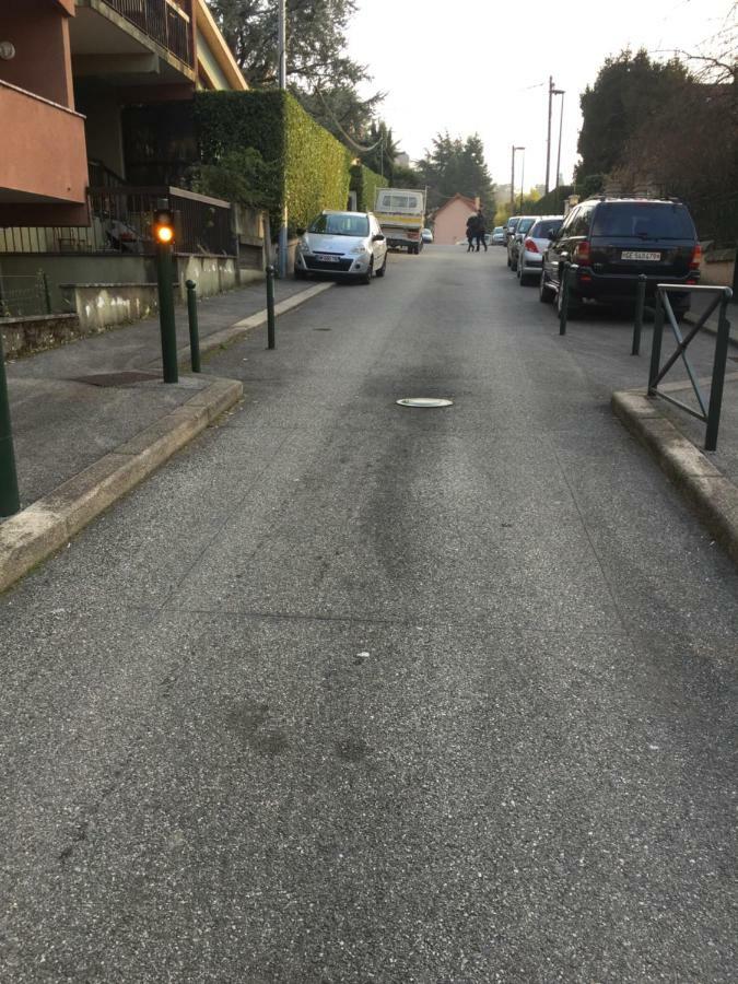 艾克斯莱班Magnifique Meuble 24M2 Avec Parking公寓 外观 照片