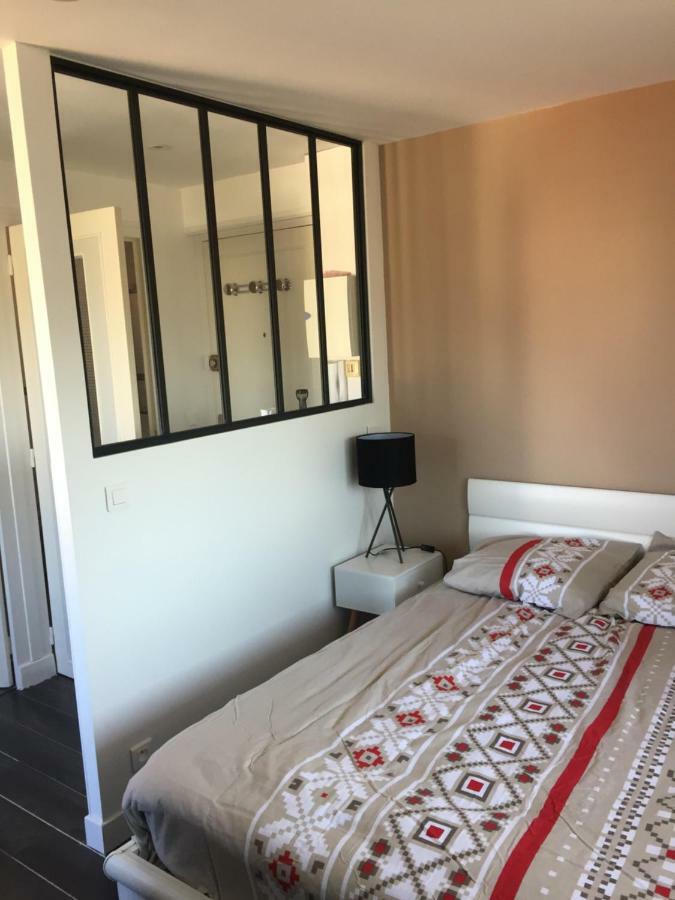 艾克斯莱班Magnifique Meuble 24M2 Avec Parking公寓 外观 照片